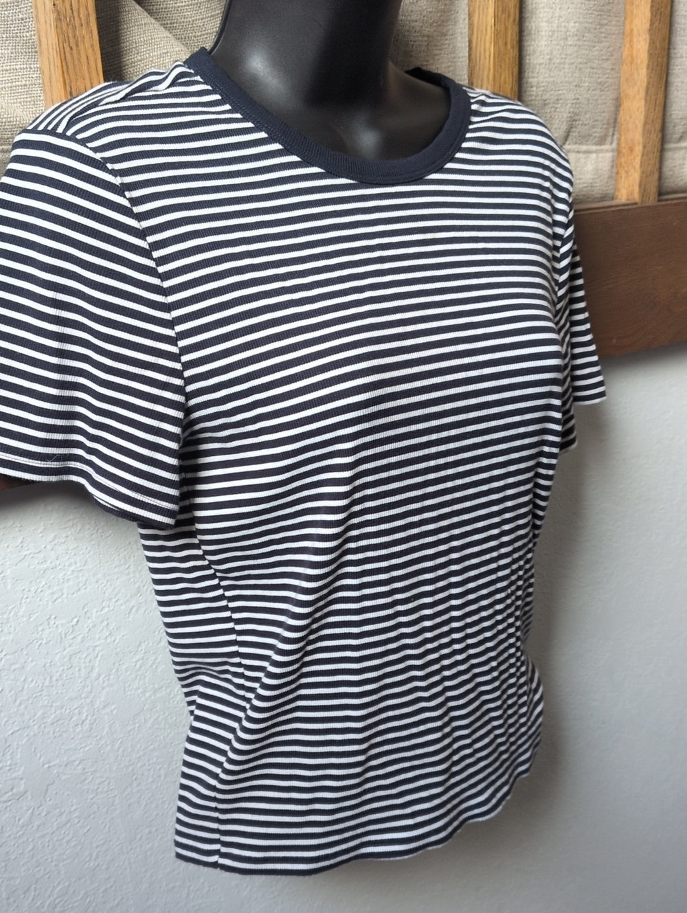 Athleta Navy And White Stripe Cropped Tee Size M